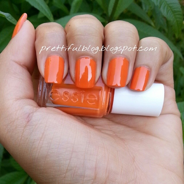 Read more about the article Mani Monday with Essie